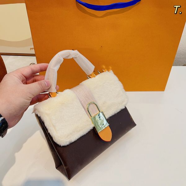 

designer designed women's shoulder bag fashion women's winter splicing wool bag 2023