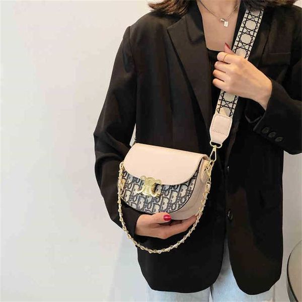

new style bag women's personality letter printing sling single shoulder fashion chain hand woven messenger handbag sale