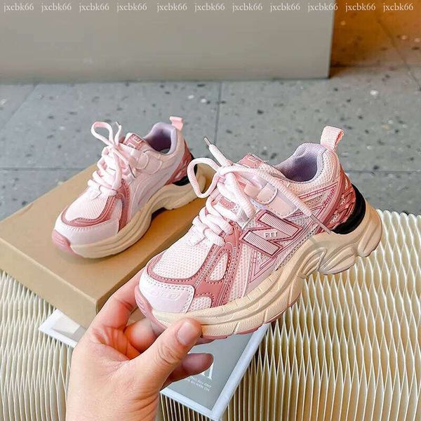 

Children's shoes Hot Sell Children Designer Boys Fashion Sneakers Girls Sport Running Happysteps Kids Breathable Casual Trainers Outdoor Shoes Size, Brown