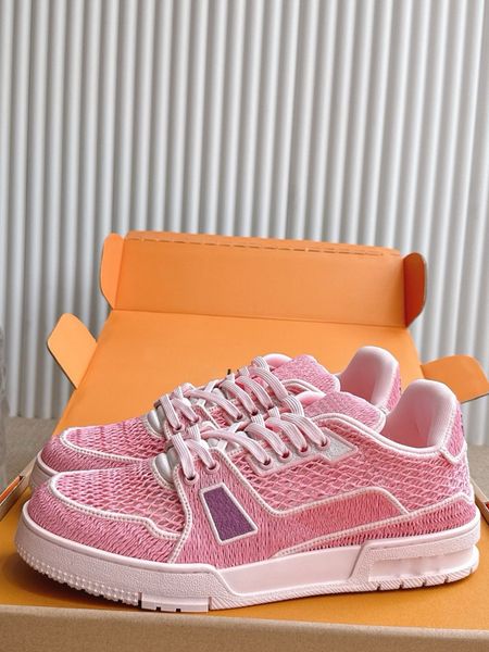 Trainer Sneakers Couple Basketball shoes Men and Women lace up Sneakers ss25 New color Lafite grass style complicated upper embroidered rubber outsole