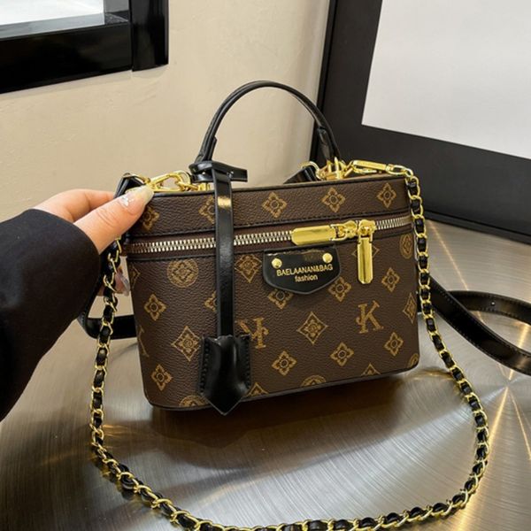 

Women's 2025 new style high-end European and American temperament box chain bag versatile fashion shoulder crossbody bag, Khaki