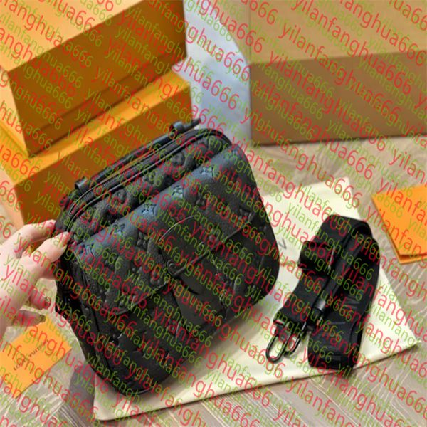 

2025 TOP Handbags Women Leather TRIO Messenger Bags Shoulder Make up Bag Handbag Tote Man's Designer Men Casual desigenr bag, Light grey