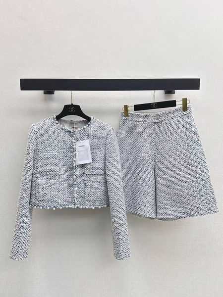 New designer women's dress set - short autumn-style tweed pearl coat with casual five-pocket pants set