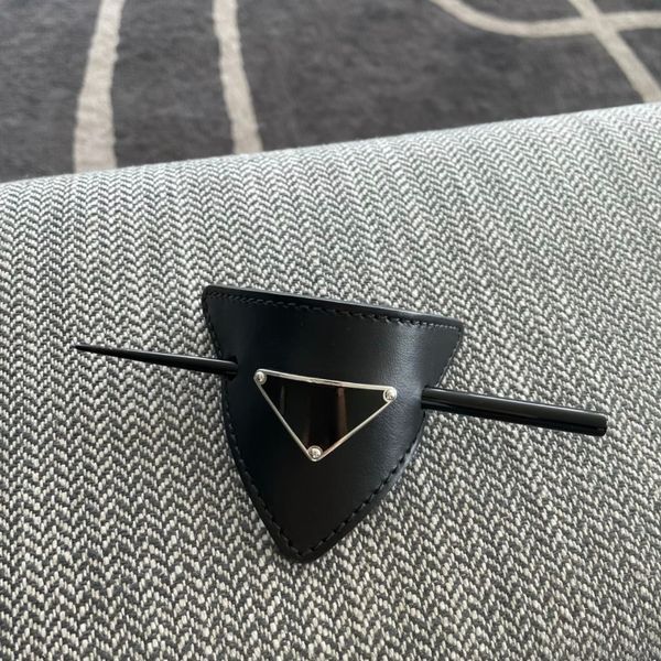 

Chinese-style Hair Accessory Designer Triangular Hairpin Accessory High-quality Brand Hair-styling Tools Brand Jewelry Chinese-style Braided Hair Accessory