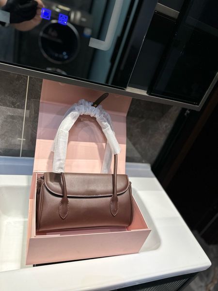 A666- AAA Solid color simple corduroy cosmetic bag travel portable carry-on clutch bag with zipper toiletries sorage bag