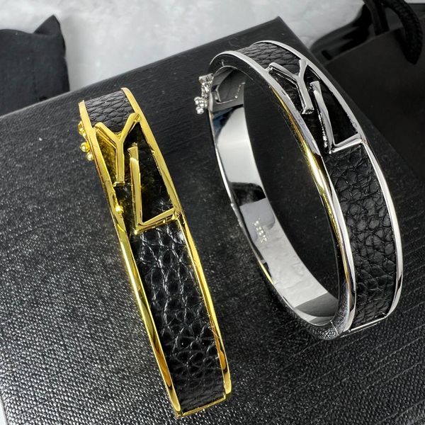 

Designer Luxury Bracelet Women's Wristband Stainless Steel Letter Bracelet High-quality Birthday Party Gift Suitable for Daily Wear Fashionable Bracelet