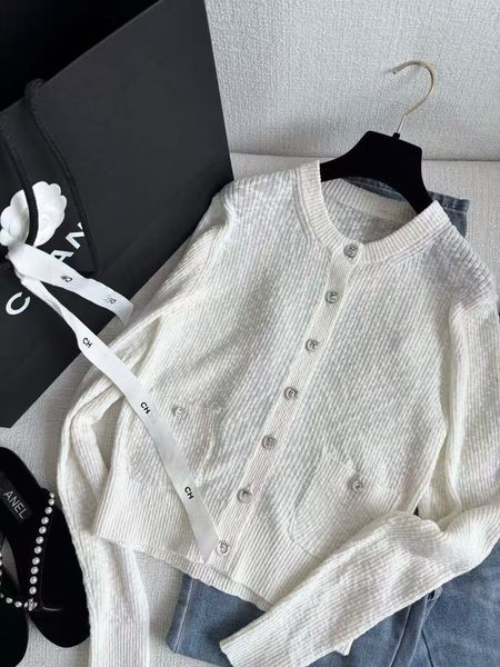 2025 Designer Brand Womens Monochrome Minimalist CC Inspired Knitwear Sweater