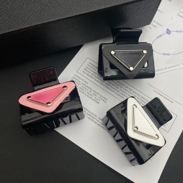 

Triangle Luxury Barrettes Fashion Designer Barrettes Womens Letter Hairpin High Quality Brand Hairclips Brand Jewlery Claw Clip Hair Jewelry Accessories