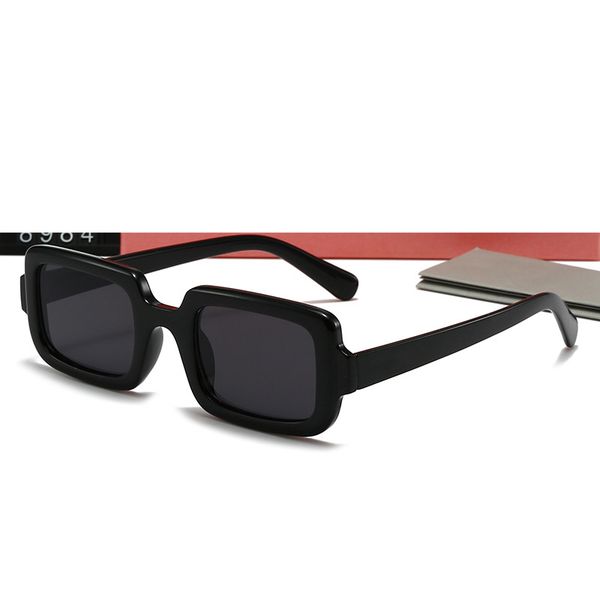 

Designer Sunglasses Retro Small Frame Neutral Sunglasses Flat Lenses Trendy for Both Men and Women Square-shaped Sunglasses