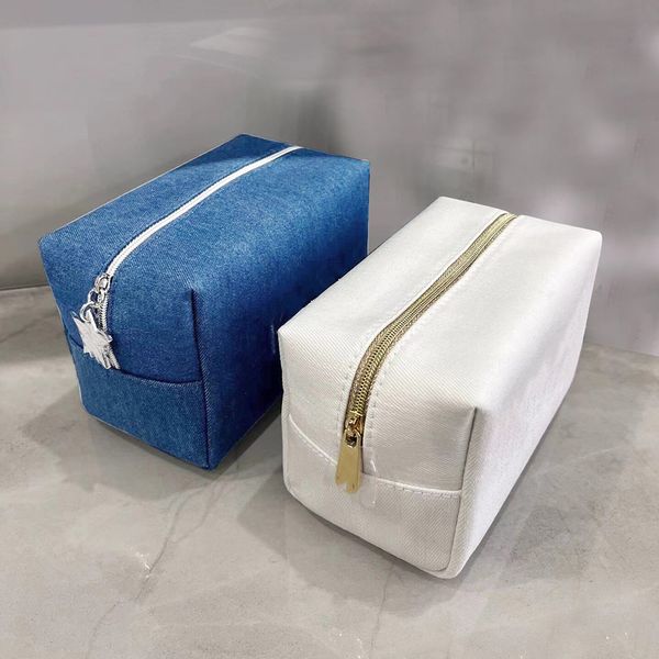

Designer Embroidery Denim Women Lady Bag Classic Cosmetic Beaute Lipsticks Pouch Makeup Organizer Box Storage Case VIP Gift, White