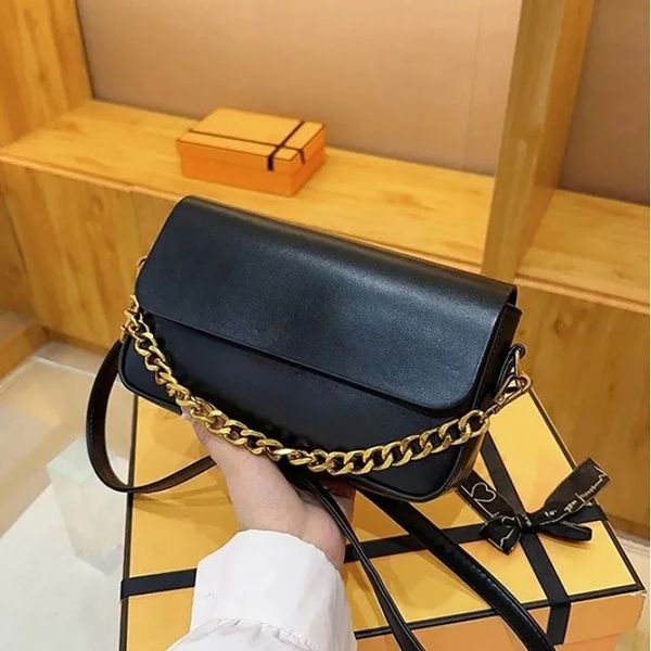 

Designer Small Square Bag - Imitation Calfskin Texture, New Fashion, Light Luxury, Versatile, Crossbody/Shoulder Style - Great for Everyday Use, Multi-Color Series,, Y5
