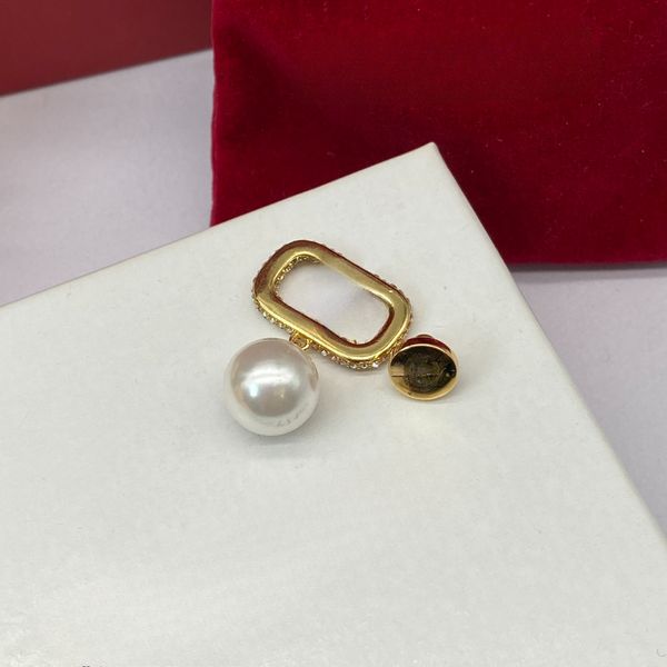 

Designer Earrings V Letter Full Diamond Pearl Earrings Multiple Styles Available Women's Silver Post Earrings High Quality Fashion Jewelry Earrings