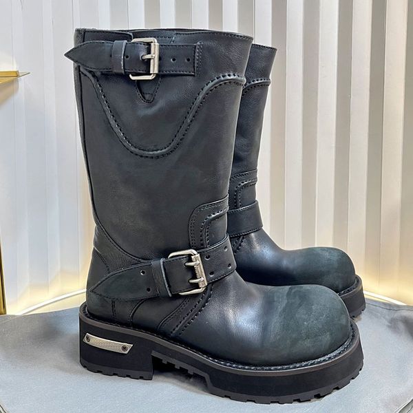 

Retro style Designer Venom Boot Black Calfskin 26SS Men Women Venom Boots Black shoe upper round toe Worn out effect design Fashion brand mid length boots, #3