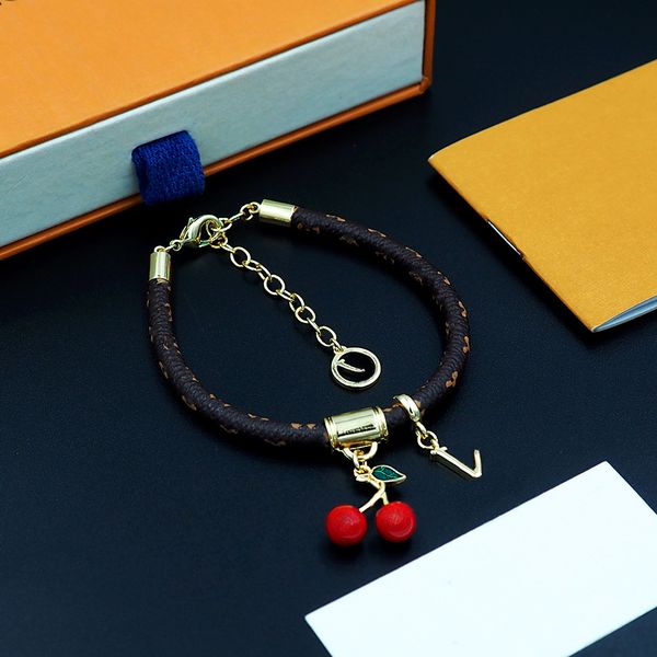 

Luxury Leather Cord Bracelet Classic Print Gold and Silver Color Couple Leather Bracelet Designer Bracelet Unisex Holiday Gift Valentine's Day Gifts
