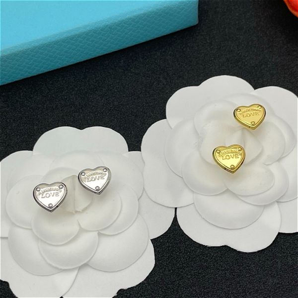 

Designer Heart-shaped Earrings Women's Earrings High Quality Silver Needle Earrings Classic designer earrings