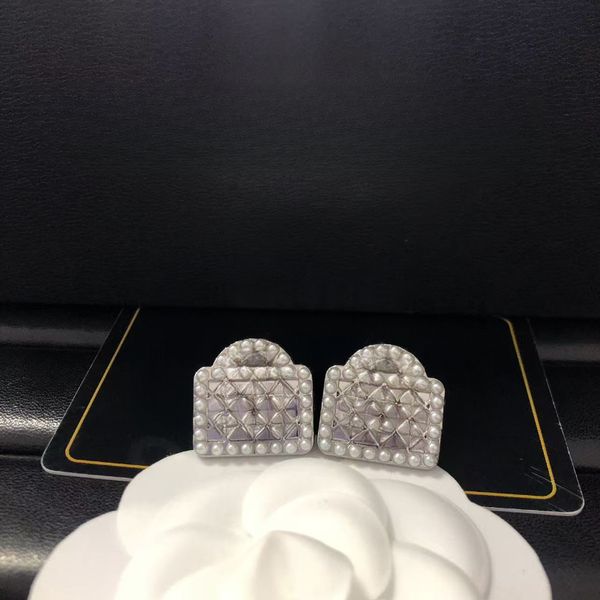 

Designer Earrings Women's Pearl and Diamond Earrings Women's Brand Wedding Party Jewelry Bag Shaped Earrings Multiple Colors Available