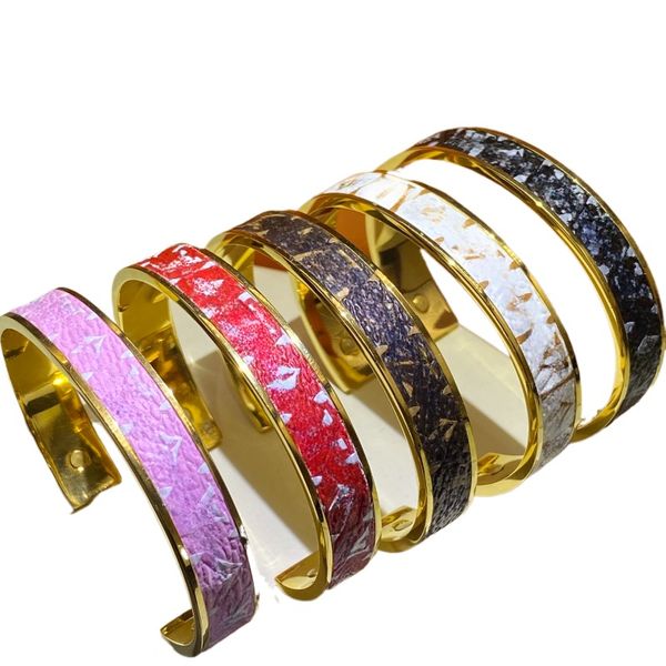 

Luxury Bracelet C-shaped Open Leather Couple Bracelet Stainless Steel High Quality Designer Letter Print Bracelet Five Colors Optional Holiday Gift