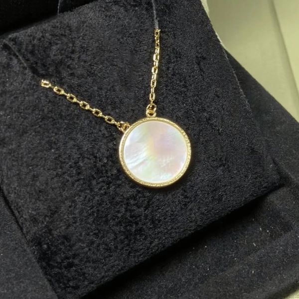 

Classic Motif Flower Necklaces Designer for Women Plated Gold Jewelry Woman15mm Wide 45CM Length White Mother of Pearl Four Leaf Clover Necklace Christmas Gift