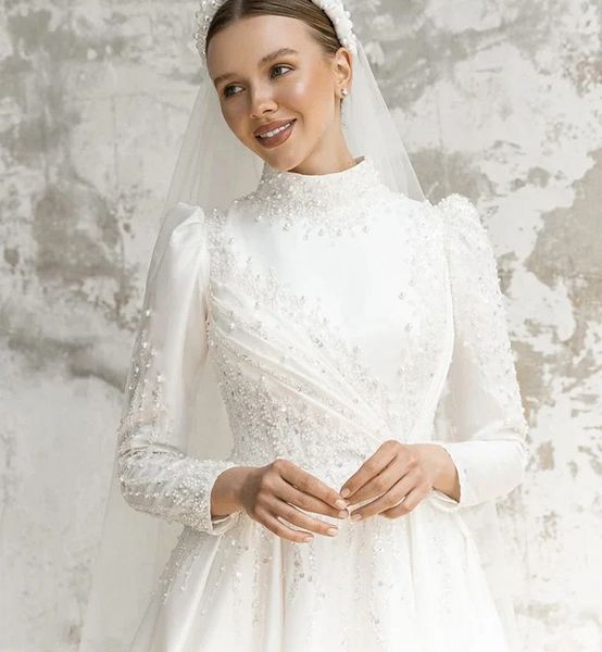 Vintage Arabic Dubai A-line Wedding Dress High Neck Full Sleeves Sequins Beads Lace Appliques Satin Bridal Bride Gowns Vestidos De Novia