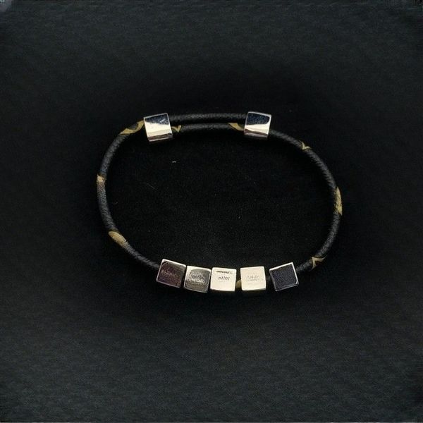 

Designer Bracelets Simple Leather Bracelets Classic Prints Unisex Fashion Jewelry Leather Bracelets for Men and Women Valentine's Day Gifts Couple Bracelets