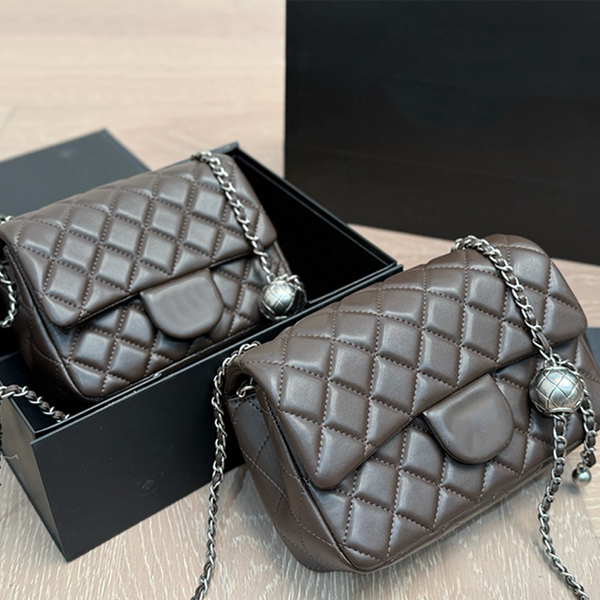 

Retro flip cover small square bag fashionable silver ball chain commuter bag classic diamond-patterned bag luxury designer bag women's shoulder bag high-end handbag, Black