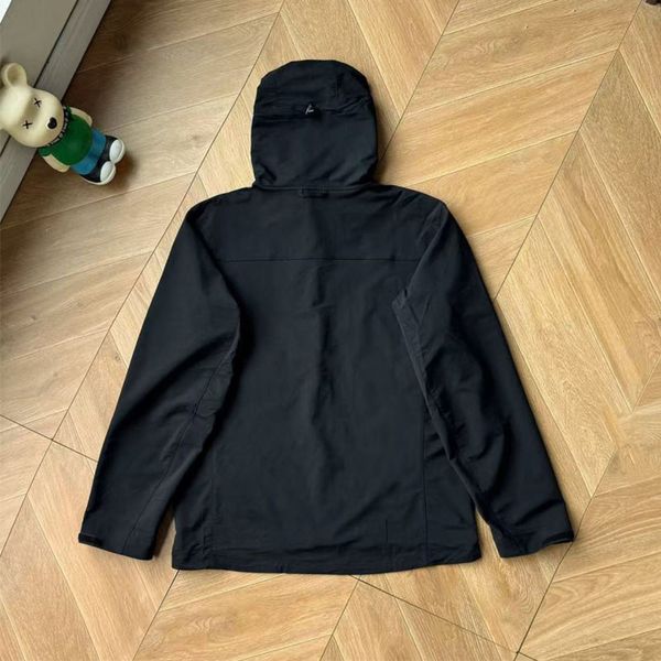 

Men's jackets, classic hooded shirts, luxury men's jackets, designer trench coats, outdoor hiking jackets, fashionable jackets, M4