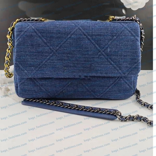 

Luxury Designer Bags High-Quality Leather Shoulder Bags Women's Handbags Tote Bags Drawstring Chain Bags Fashionable Diamond Pattern Square Bags, Color 2