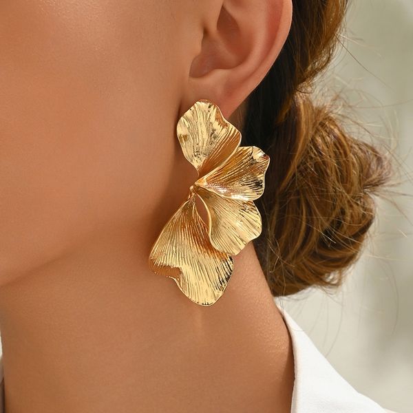 

Simple Women's Statement Metal-Style Multi-Layered Niche-Designed Stud Earrings Petal Earrings Large Gold Flower Pendant Earrings for Women Unique Floral Jewelry