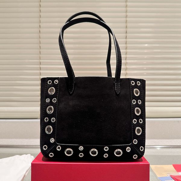 

Mirror The Suede Body Is Adorned With Spherical Rivets Hollow Details It Allows For Easy Conversion Between Hand-held And Shoulder-carry, Red