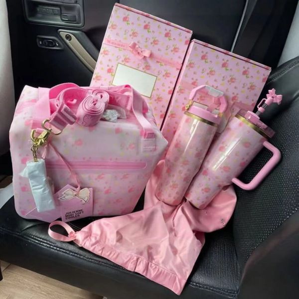 

New designer Lunch bag All day recycled polyester ice bag 12 hour cooling travel bag 40oz cup Mini soft refrigerated bag outdoor waterproof portable travel lunch bag, Rose gold