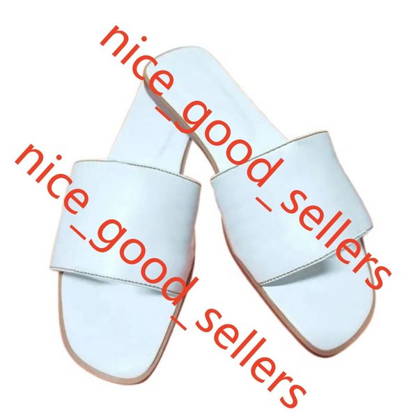 

Women Slippers Designer Sandal Woman Fashion Luxury Oran Slide Letter Slide Sandals Rubber Leather Flat Shoes Summer Beach Bath Slippers, Red