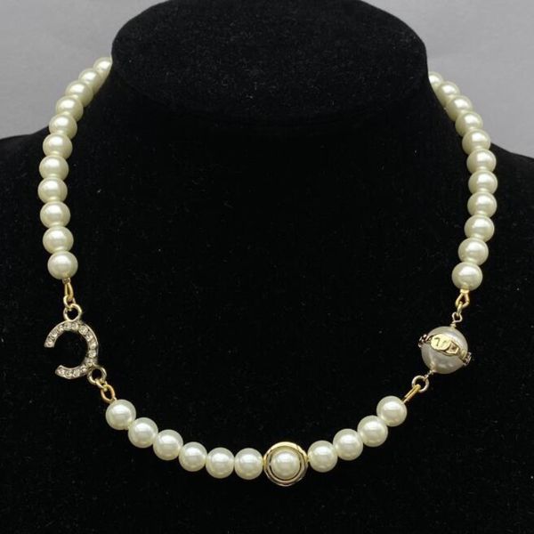 

Women Jewelry Metal Fashion Designer Pearl Necklace Gold Letter Pendant Wedding Necklace Chan Jewelry Gifts