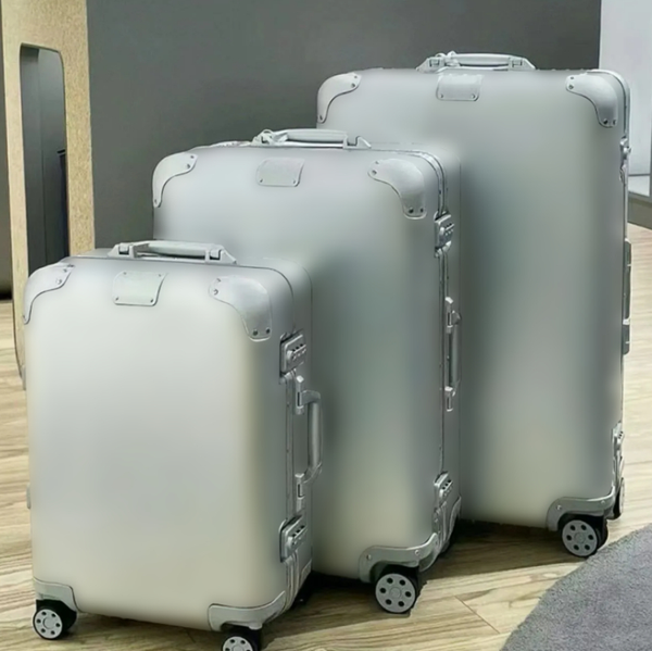 

Suitcases Luggage Boarding Rolling Designer Suitcase With Wheel Travel Universal Lager Capacity Men Women Trolley case Luxury Luggage Combination Lock, Only luggage hanging bag(universal size)