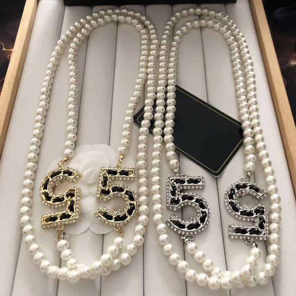 

Classic Designer Sweater Chain Elegant Pearl Necklace Pendant Necklace High-quality Alloy Necklace Versatile for Everyday Wear Various Styles