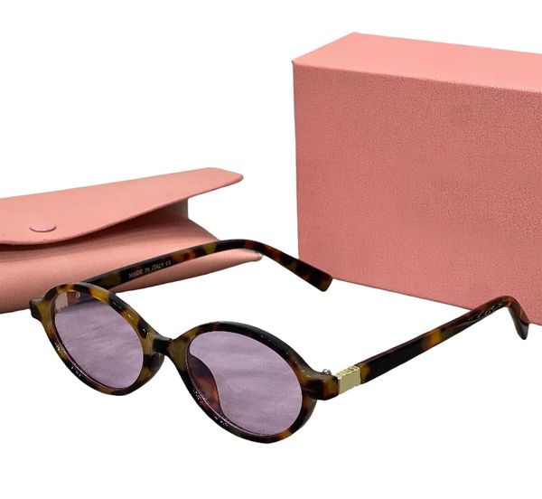 

Designer European and American retro small frame sunglasses with a fashionable and high-end feel. Elliptical women's polarized sunglasses with lenses for the sun