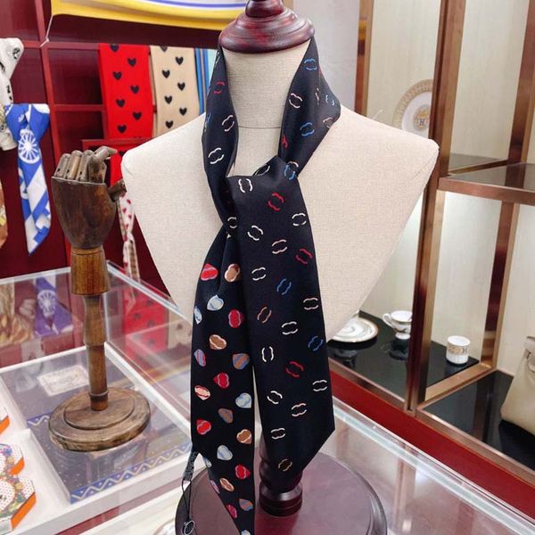 

2025 Fashion Designer Tie Ladies Silk Scarf Headscarf Luxury Letter White Black Blue Pink Silk Scarf Ladies