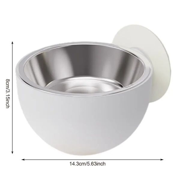 115603 The bottom of the disposable cat bowl is designed to be stable, reducing the chance of being knocked over by the cat