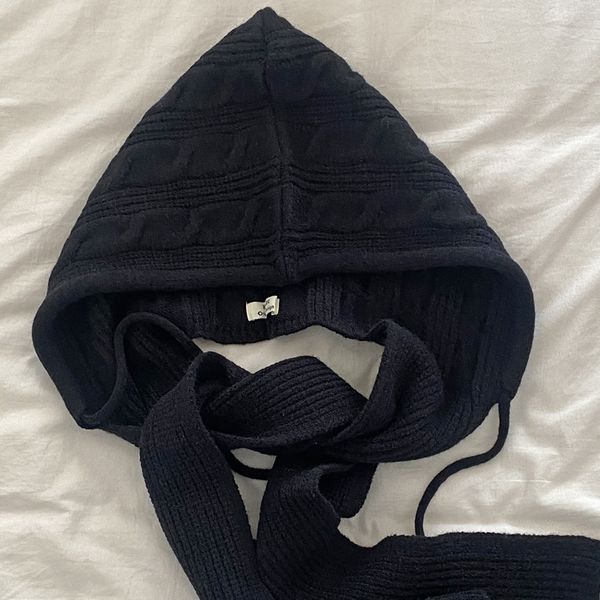 

High quality hooded all-in-one scarf --89664