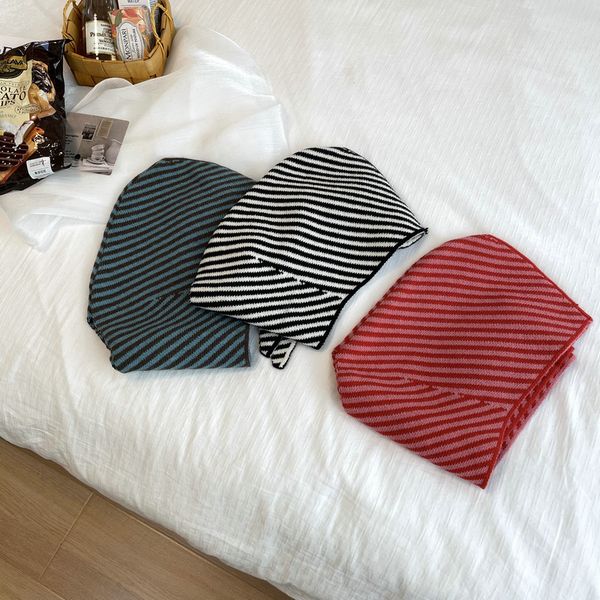 

1-786 Solid color versatile knitted soft and sticky ins style scarf for women to keep warm in autumn and winter