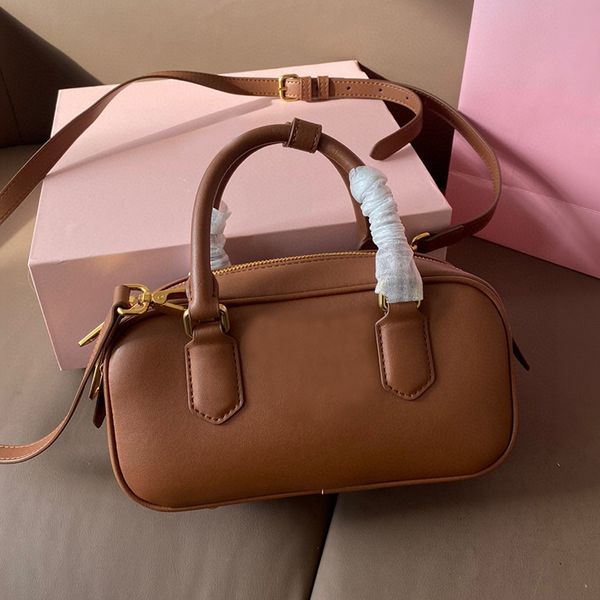 

Designer bags Women Luxurys Classic Handbags Bowling bag Shoulder bag Sheepskin Crossbody Bags Beach bags Shopping bags Messenger Travel bag 22m, Brown