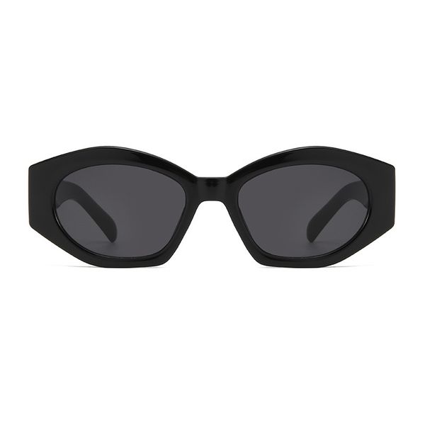 

2025 New European and American Retro Personalized Cat Eye Sunglasses with Advanced Sense Outdoor Sunscreen and UV Resistant Sunglasses for Women