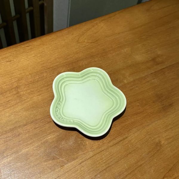 141632 Creative cat bowl, unique appearance attracts attention, adds fun to your home, and is both beautiful and practical