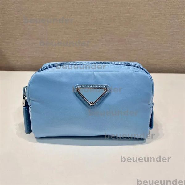 

Woman Clutch Re-Nylon Makeup Bag Designers Toiletry Wash Pouch Luxury Travel Cosmetic Bags Men Fashion Nylon Zipper Small Purse Make Up Bag BFG2411225, Blue