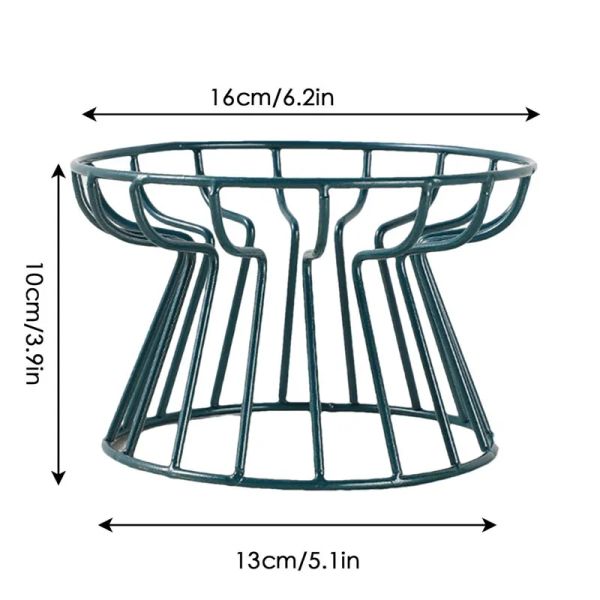 142702 Plastic cat bowls have a certain degree of flexibility and are not easy to break even if they are accidentally dropped