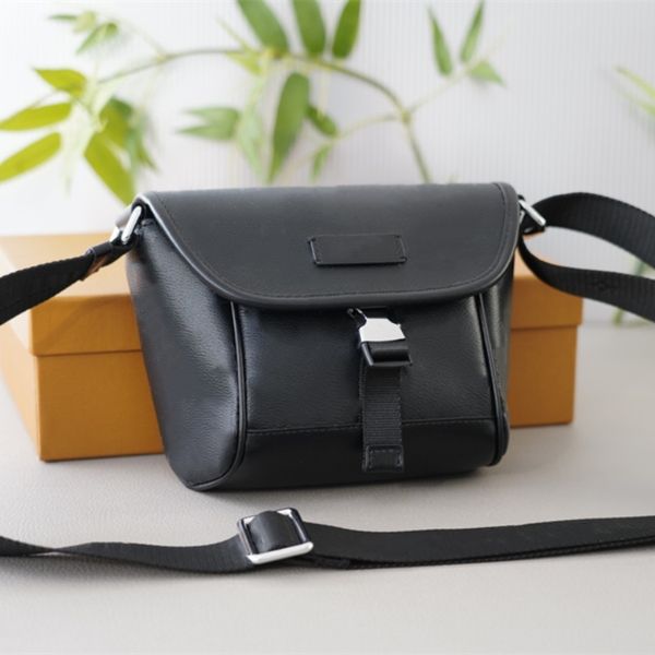 

2025 Mens Crossbody Phone Bag man designer bag fashion small shoulder bags print leather TOP, No4(22*16*8cm)