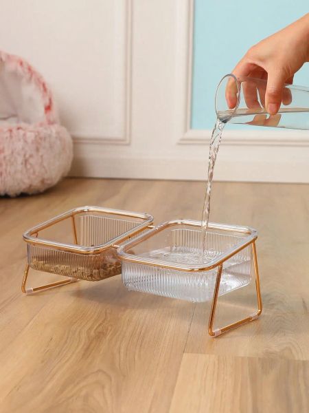 144116 Using the principles of bionics, simulate the scent emitted by prey to stimulate cats' primitive appetite and encourage them to eat more actively.