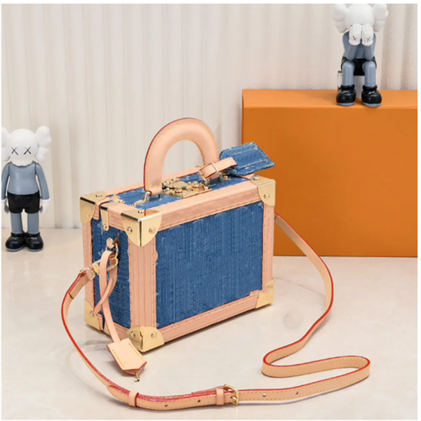 

Cosmetic Cases Women Denim Luxurys Designers Bags Totes Handbag Wallets Messenger Purse Card Holder pouch Travel outdoors Messenger Bag M24161 22.5cm, T2