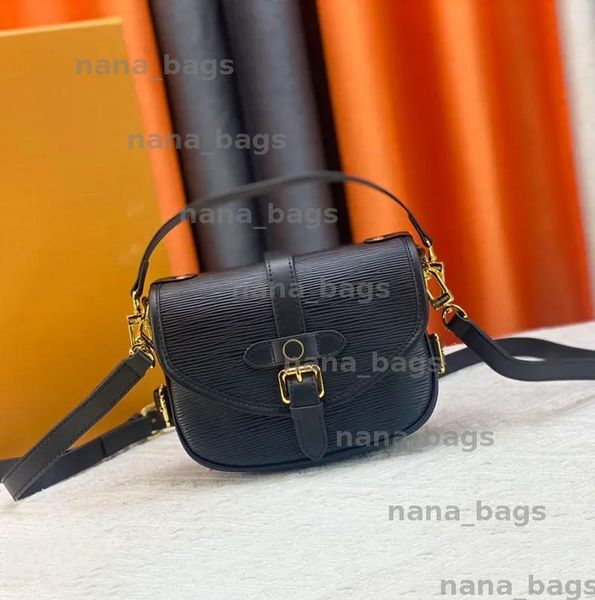 

New Woman Shoulder Bag Designer Handbag Saumurbb Crossbody Bags For Women High Quality Genuine Leather Handbags Luxury Brand Corrugated Small Saddle Bag Purses, Black
