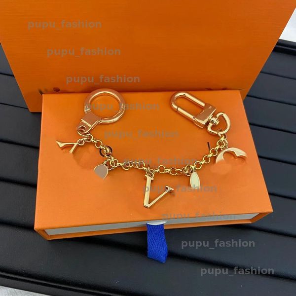Luxury Designer Keychain Brand Key Chain Mens Car Keyring Women Buckle Keychains Bags Pendant Exquisite Gift BFG2501161