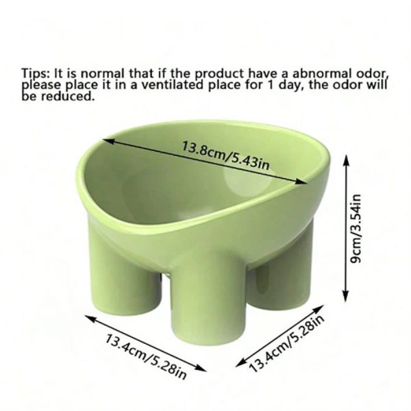 146550 The lightweight and portable design makes it convenient for owners to carry and go out, allowing cats to eat normally while traveling or going out.